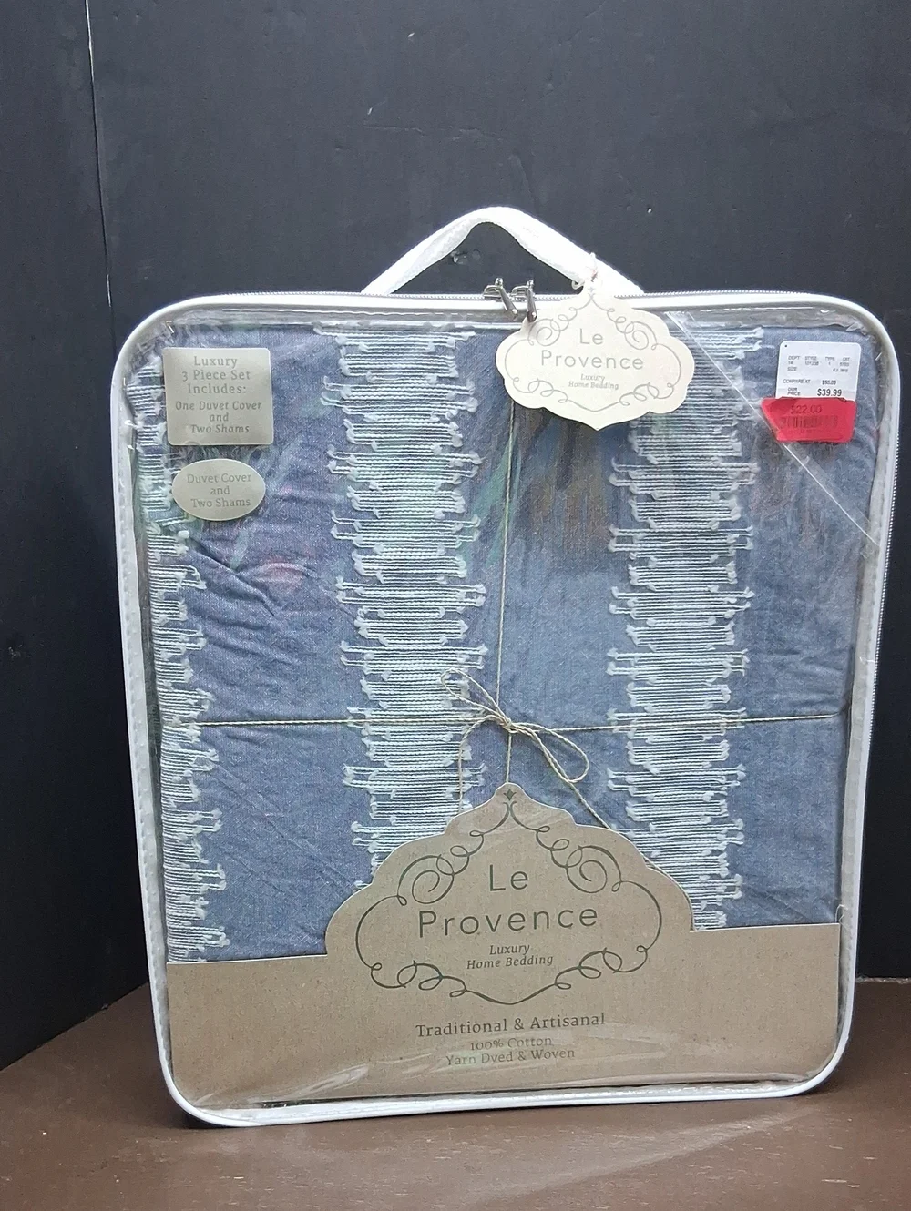 Luxury 3 Piece Set,‎ Includes: Full/Queen Duvet Cover, And 2 Shams